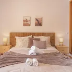 Terrace View - Estrela Apartment